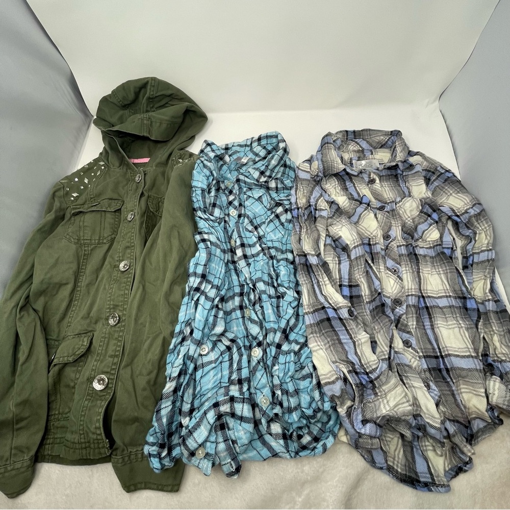 Justice Girls Size 10 Bundle Lot 3pc‎ Army Green Jacket Plaid Button Down Shirts